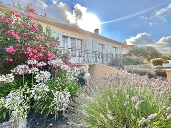 Maison sur sous-sol, 101 m2, 3 chambres, (possibilité 4), garage à Mouilleron le Captif