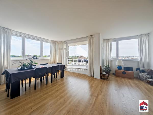 Appartement - 105 m² - Balcons - Garage fermé - Cave - Roubaix Barbieux