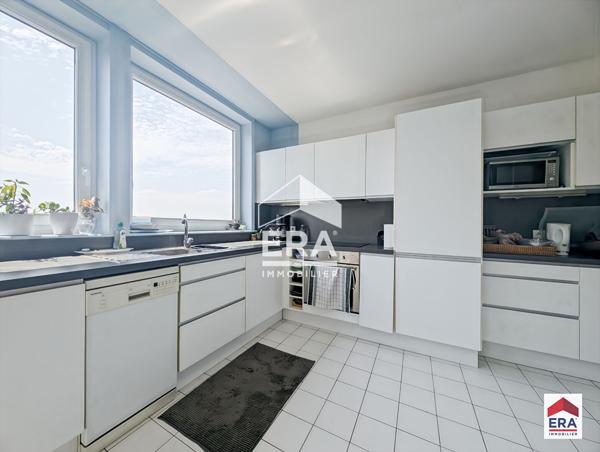Appartement - 105 m² - Balcons - Garage fermé - Cave - Roubaix Barbieux