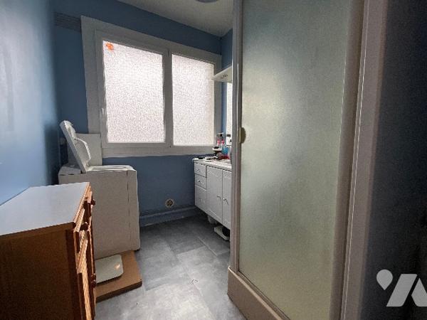 CHATEAU-RENAULT (37110) - Appartement avec balcons