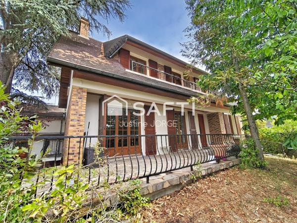 Maison spacieuse idéalement située à Sainte Geneviève des Bois