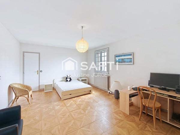 Maison spacieuse idéalement située à Sainte Geneviève des Bois