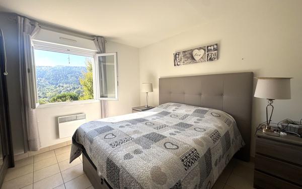 Maison à vendre    5 pièces •  Branoux-les-Taillades