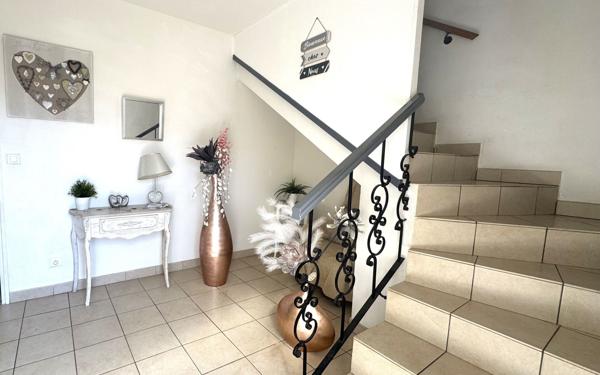 Maison à vendre    5 pièces •  Branoux-les-Taillades