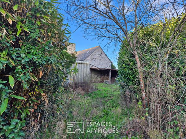 Propriété de caractère avec dépendances et grand terrain à 10 min de Saint-Brieuc