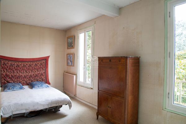 SEVRES RIVE GAUCHE - JOLIE MAISON 5 CHAMBRES €720 000 ** - Référence 464-S