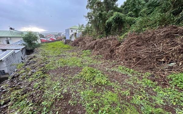 Terrain à vendre    Saint-Pierre