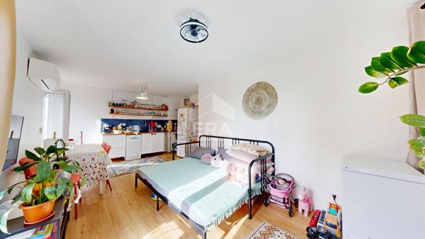 NICE - FLEURS / F. GROSSO : JOLI 2 PIÈCES EN DERNIER ÉTAGE AVEC TERRASSE EXPOSÉE SUD