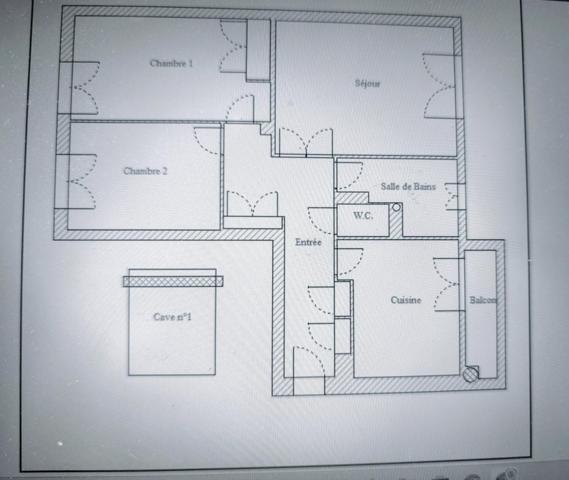 Dans une Résidence " Jardin " avec ses allées privées et conviviales