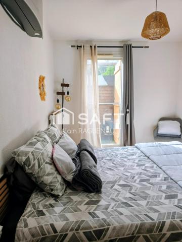 Dans une Résidence " Jardin " avec ses allées privées et conviviales