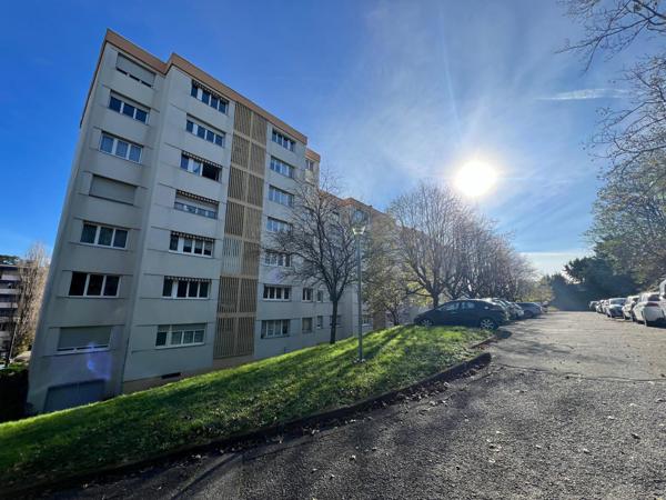 Appartement 4 pièces - 110 m² Exclusivité efficity