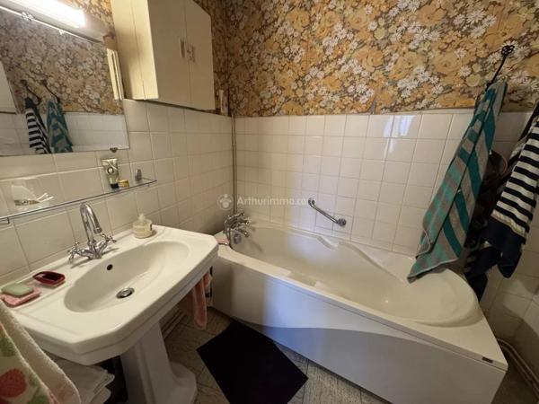 Vente Maison 4 pièces 130 m2 à Saint-Benoît-de-Carmaux