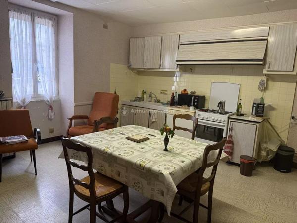 Vente Maison 4 pièces 130 m2 à Saint-Benoît-de-Carmaux