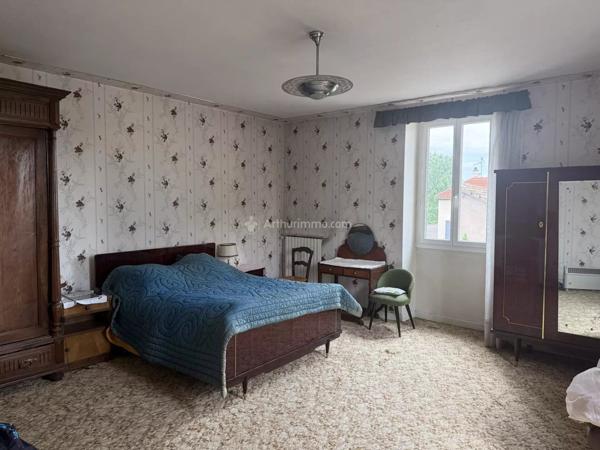 Vente Maison 4 pièces 130 m2 à Saint-Benoît-de-Carmaux