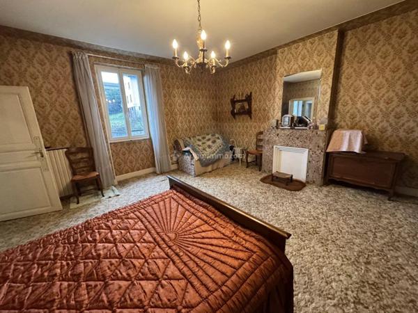 Vente Maison 4 pièces 130 m2 à Saint-Benoît-de-Carmaux