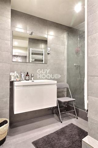 Très beau studio de 30.21 m² - Trinité/Opéra 75009