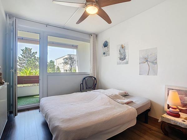 T3 traversant de 70 m2 - VUE SALEVE - 2 PARKING