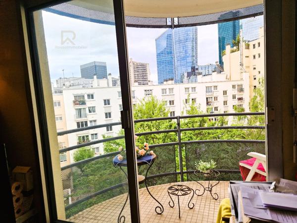 Appartement à COURBEVOIE (92400)