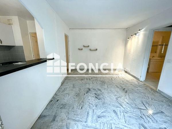 Location Appartement 2 pièces 36.8 m² - 165 CHEMIN LINTIER Vallauris 06220