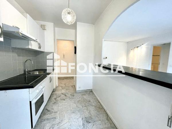 Location Appartement 2 pièces 36.8 m² - 165 CHEMIN LINTIER Vallauris 06220