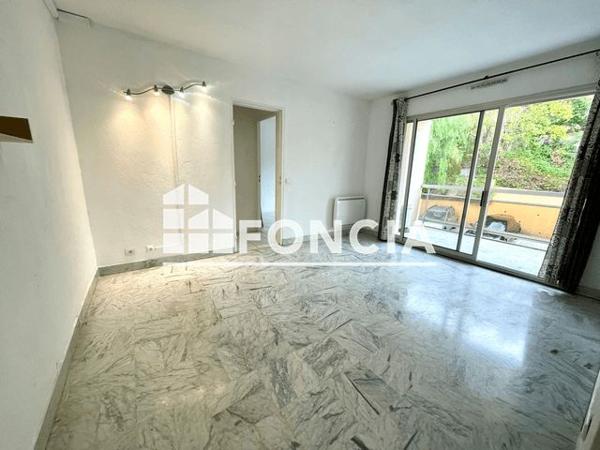 Location Appartement 2 pièces 36.8 m² - 165 CHEMIN LINTIER Vallauris 06220