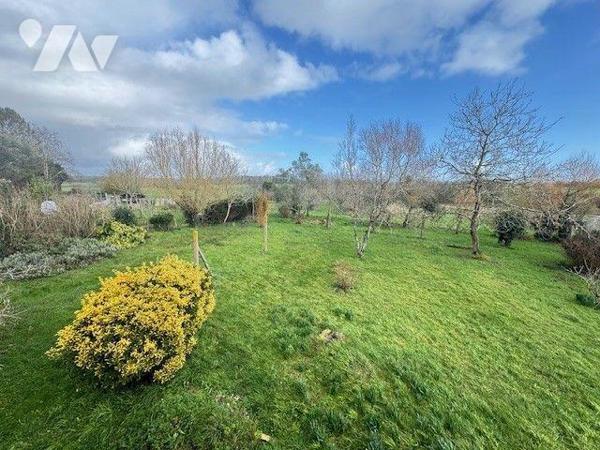 A vendre maison à MOELAN SUR MER (29)
Maison datant de 1966 située à proximité de Clohars-Carn...