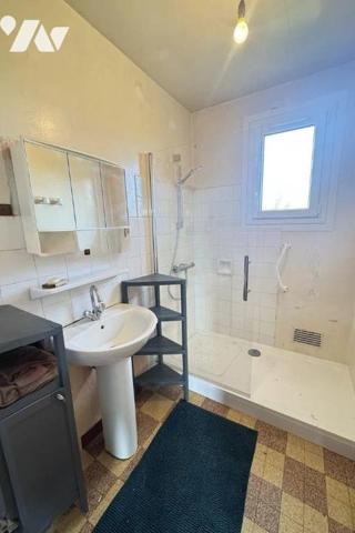 A vendre maison à MOELAN SUR MER (29)
Maison datant de 1966 située à proximité de Clohars-Carn...