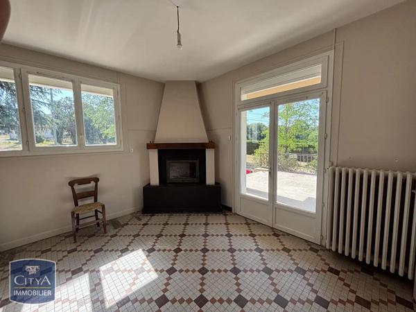 Appartement à louer 5 pièces 150m² Saint-Géry (24400)