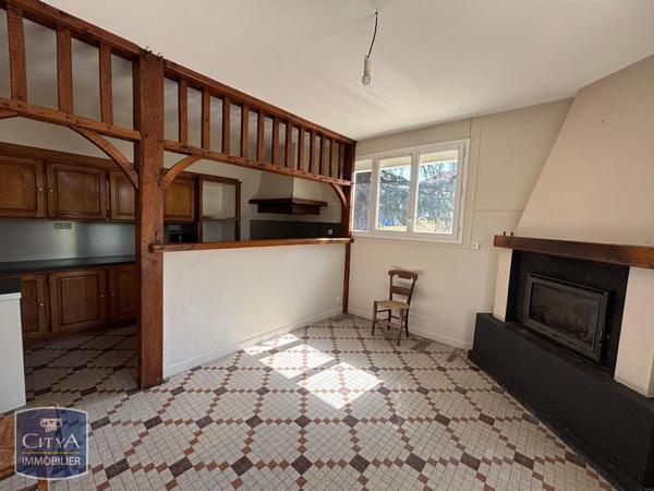 Appartement à louer 5 pièces 150m² Saint-Géry (24400)