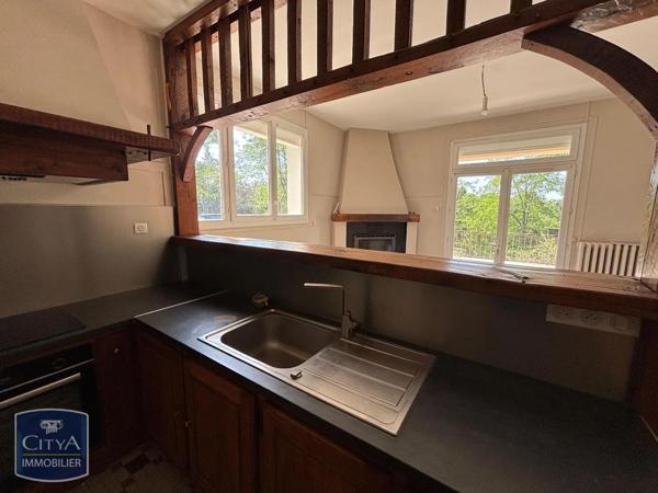 Appartement à louer 5 pièces 150m² Saint-Géry (24400)