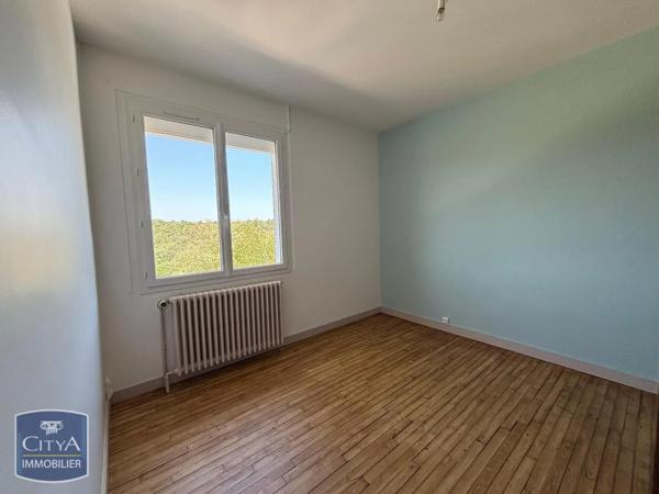Appartement à louer 5 pièces 150m² Saint-Géry (24400)