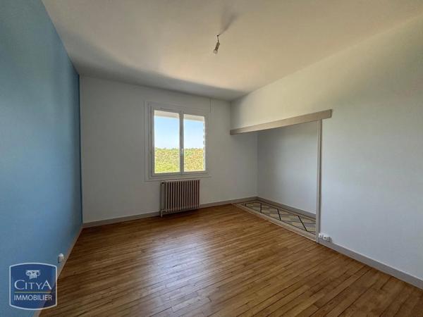 Appartement à louer 5 pièces 150m² Saint-Géry (24400)