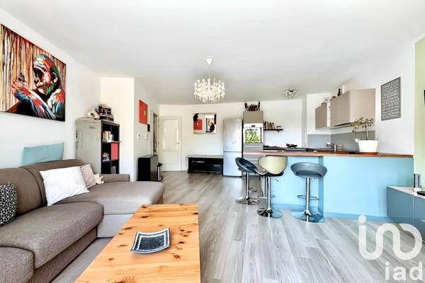 Apartment for sale 3 rooms 66 m² Massy