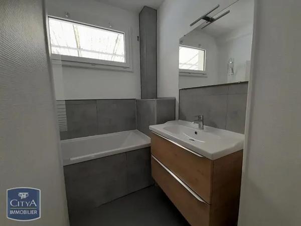 Appartement à louer 3 pièces 55.71m² Cherbourg-en-Cotentin (50100)