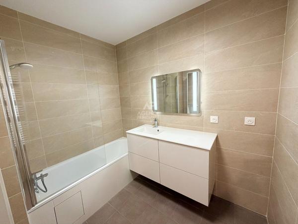 Appartement Cergy 3 pièce(s) 62.69 m2 €244 000 ** - Référence 2246