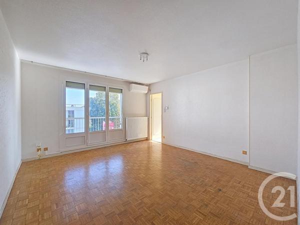Appartement T3 à vendre  3 pièces - 66,75 m2 MARSEILLE - 13008