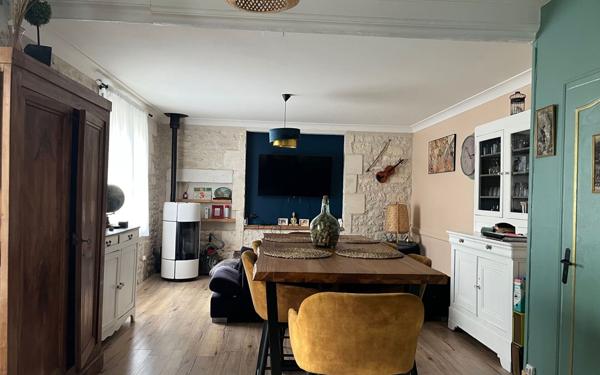 Maison à vendre    4 pièces •  Pont-l'Abbé-d'Arnoult