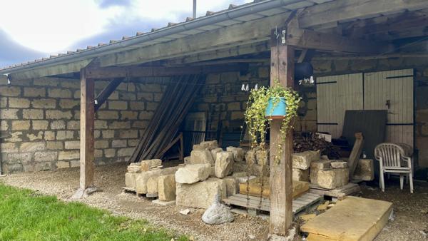 Ville (60400) Ancien corps de ferme