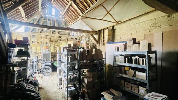 Ville (60400) Ancien corps de ferme