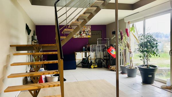 Ville (60400) Ancien corps de ferme