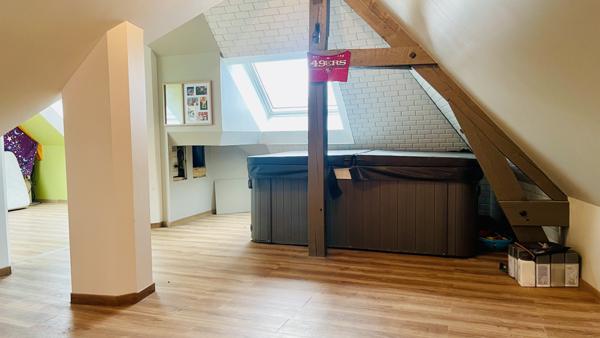 Ville (60400) Ancien corps de ferme