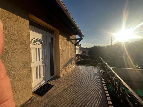 Haut de villa 3 pièce(s) 62 m2