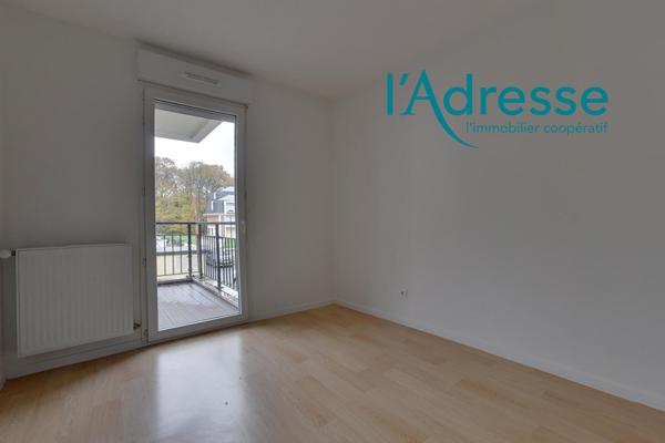 Appartement Emerainville 2 pièce(s) 47.60 m2