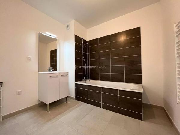 Location Appartement 3 pièces 66 m2 à Chambray-Lès-Tours