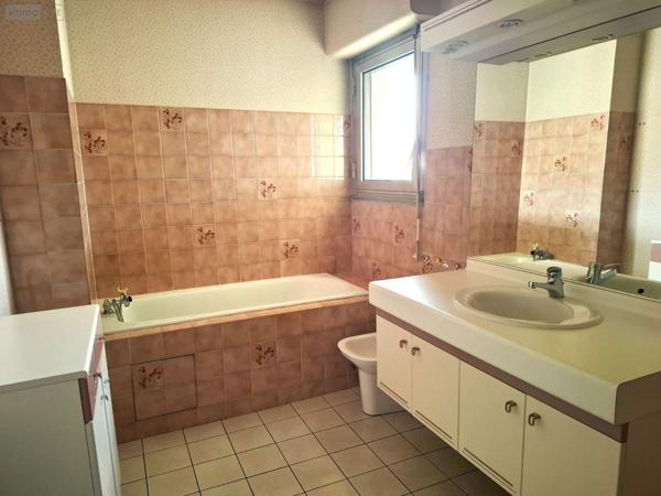 Appartement à vendre à Clermont-Ferrand dans le Puy-de-Dôme (63000), ref : 2025-44-2025147