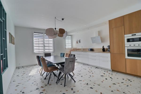 Appartement T5 à vendre  5 pièces - 145,77 m2 LA BAULE - 44