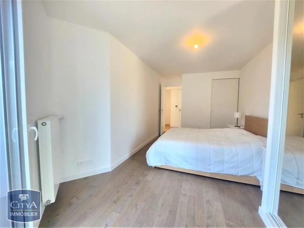Appartement à louer 3 pièces 66.43m² Issy-les-Moulineaux (92130)