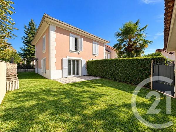 Maison à vendre  3 pièces - 70 m 2   PAU  - 64