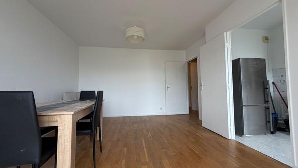 Appartement Evry Courcouronnes 3 pièces 49.57 m2