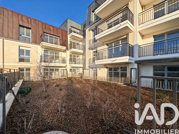 Location studio 26 m² Montlhéry